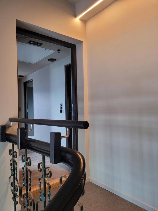 Single Elegant Room I Sentrum- Sea View Ålesund Exterior foto